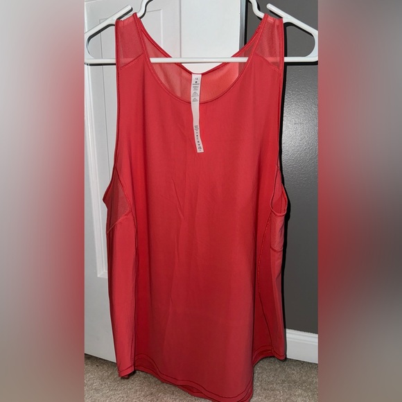 Lululemon Sculpt Tank II
Vermillion size 12 - Picture 5 of 9